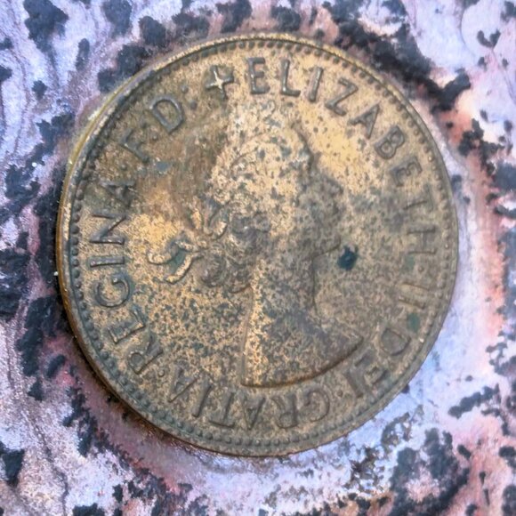 Vintage MCM Hayden Lewis Steampunky Coins & Keys Large Ashtray/Catchall dish - Picture 9 of 12